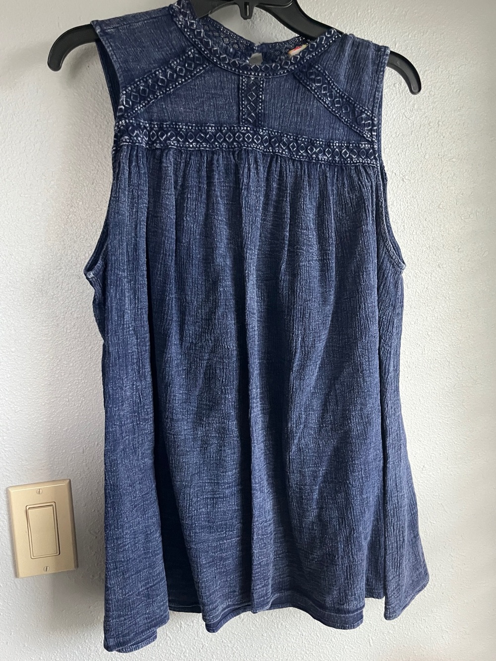 Anthropologie Eri + Ali Sleeveless Blouse in Navy Denim Color Embroidered